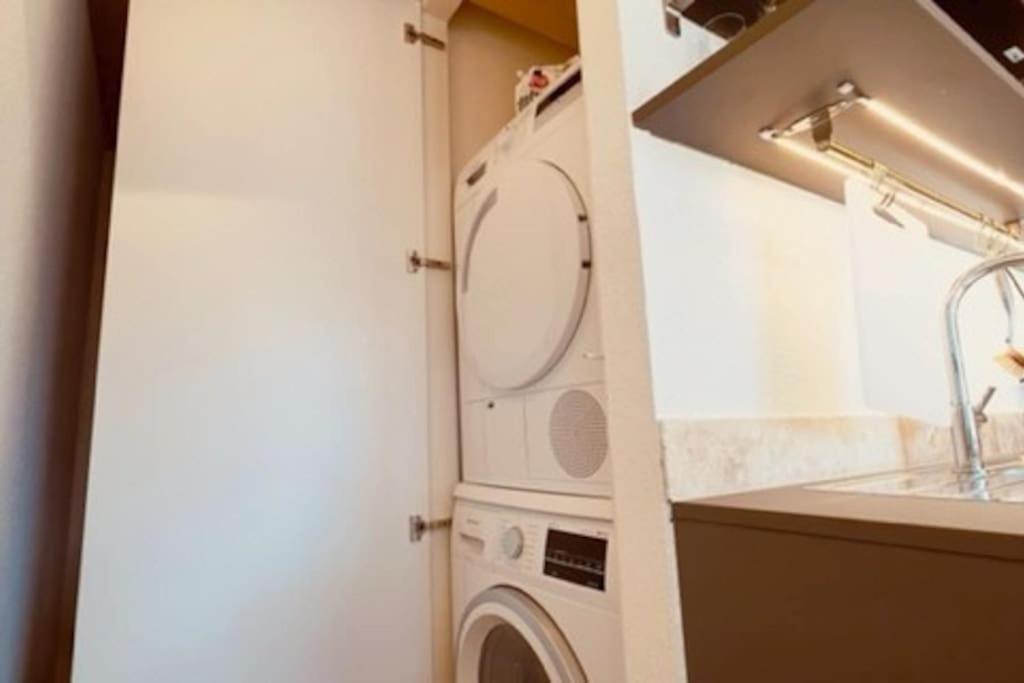 Chic Small New Apartment Up To 4 People, Pets Allowed Lens Exteriér fotografie